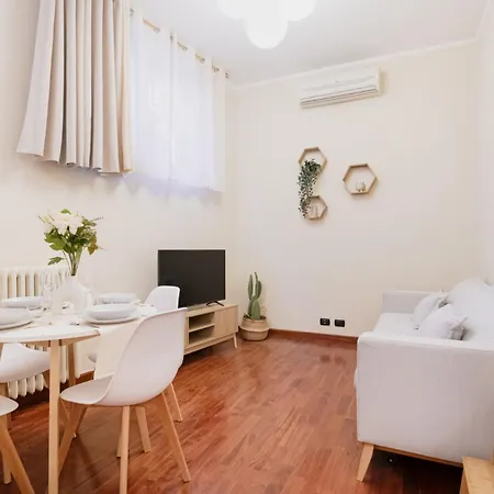 Easylife - Oasi Di Stile In Sant'ambrogio Апартаменты *